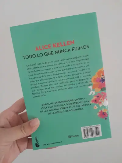 Libro 'Todo lo que nunca fuimos' - miniatura 2