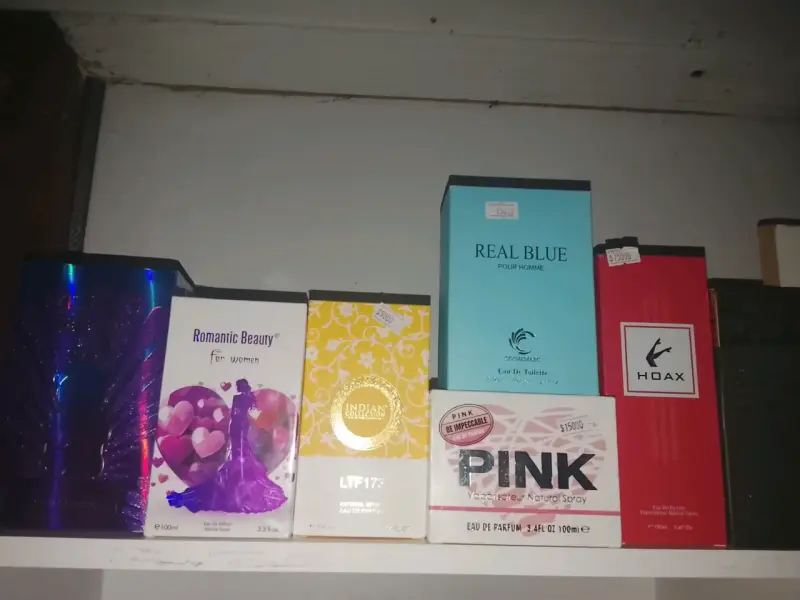Lote de perfumes variados - 5