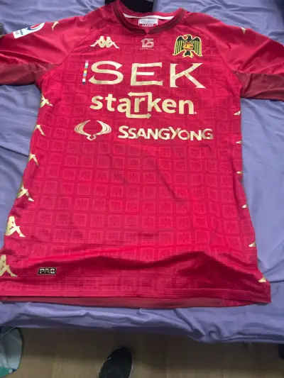 Camiseta fútbol roja Kappa - miniatura 1