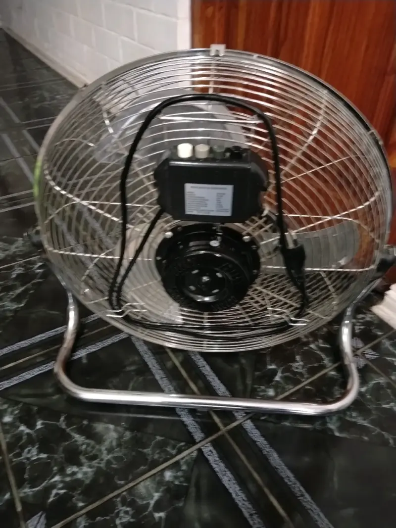 Ventilador de piso oscilar - 2