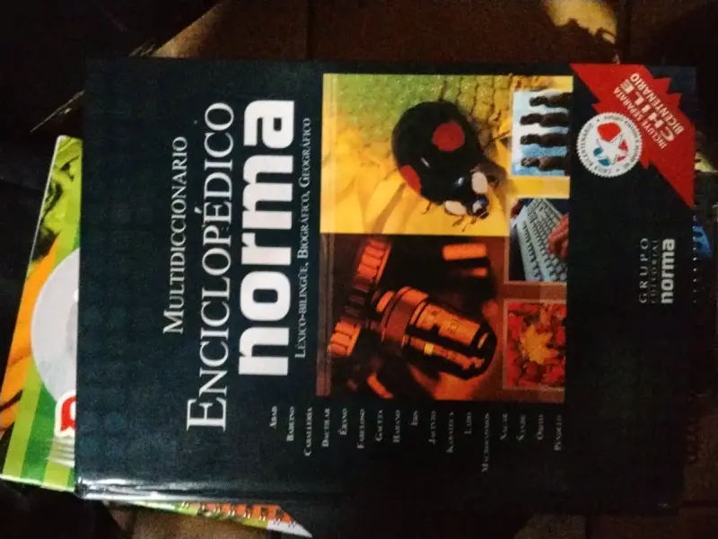 más de 30 libros como nuevos la mayoria - 1