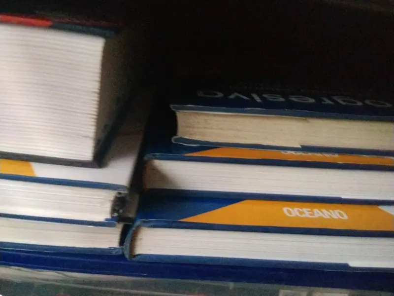 más de 30 libros como nuevos la mayoria - 3