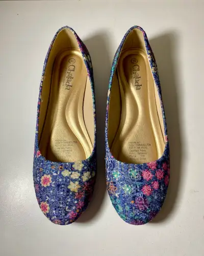 Zapatos planos estampado floral - miniatura 2