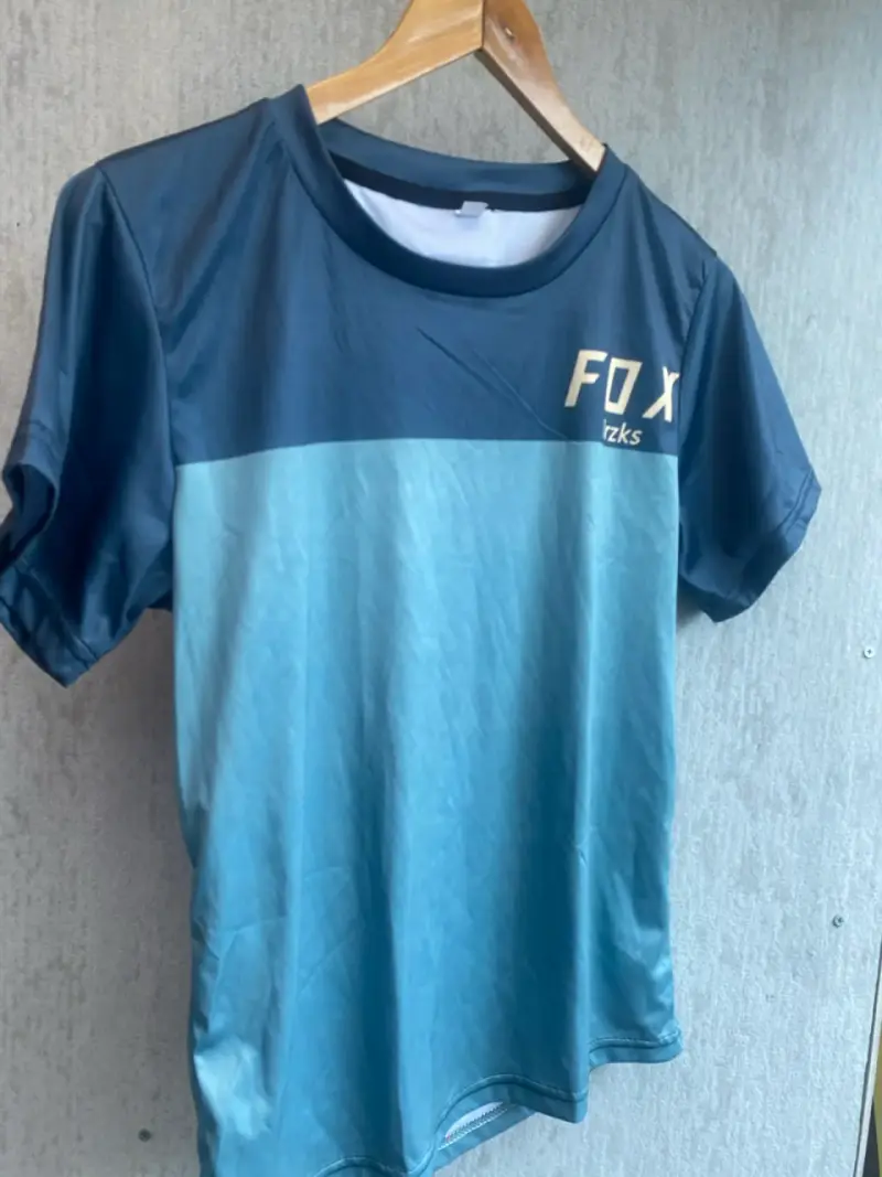 Polera deportiva FOX verde y gris - 5