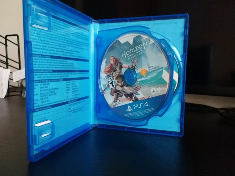 Horizon Forbidden West PS4 - 2