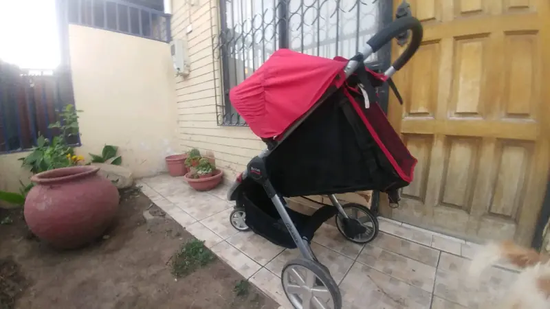 Coche Britax rojo usado - 4