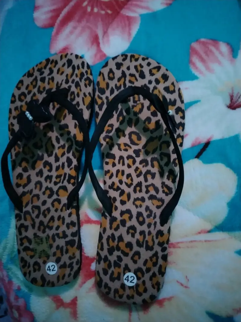 Sandalias de leopardo talla 42 - 1