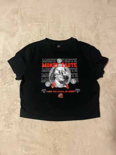 Polera negra estampada divertida - miniatura 1