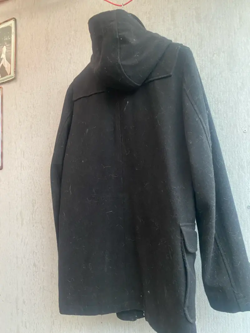 Abrigo negro con capucha y broches Marquis talla S - 6