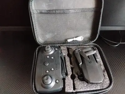 Mini dron con control remoto - miniatura 6