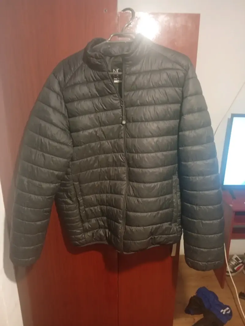 Chaqueta acolchada negra