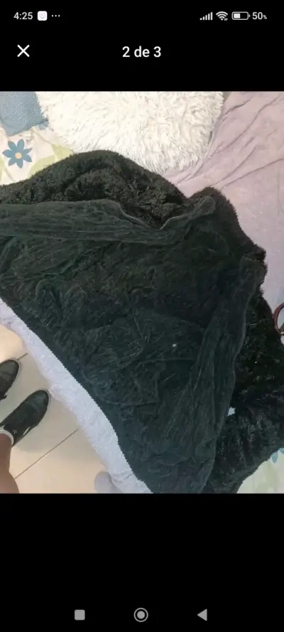 Chaqueta negra de felpa - miniatura 2