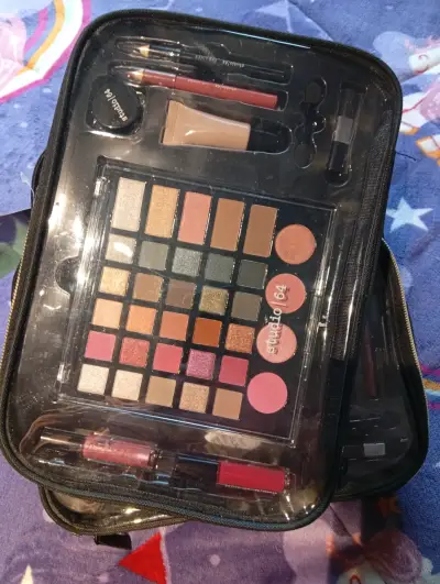 Set de maquillaje Studio 64 - miniatura 1