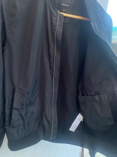 Chaqueta bomber negra Basement - miniatura 4