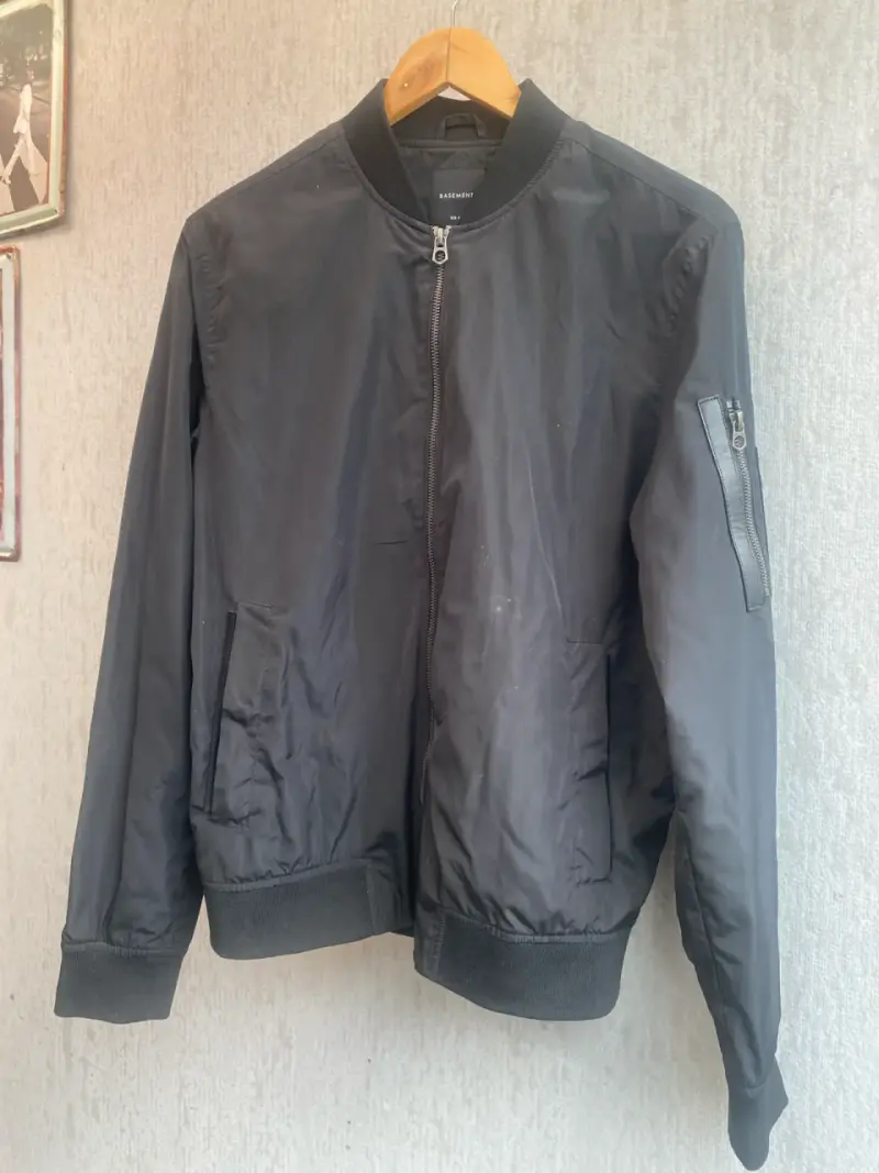Chaqueta bomber negra Basement - 5