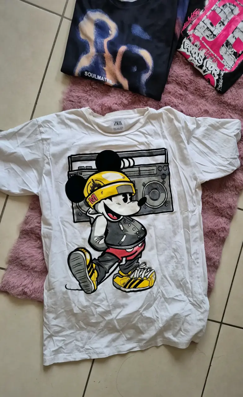 Poleras oversize - 3