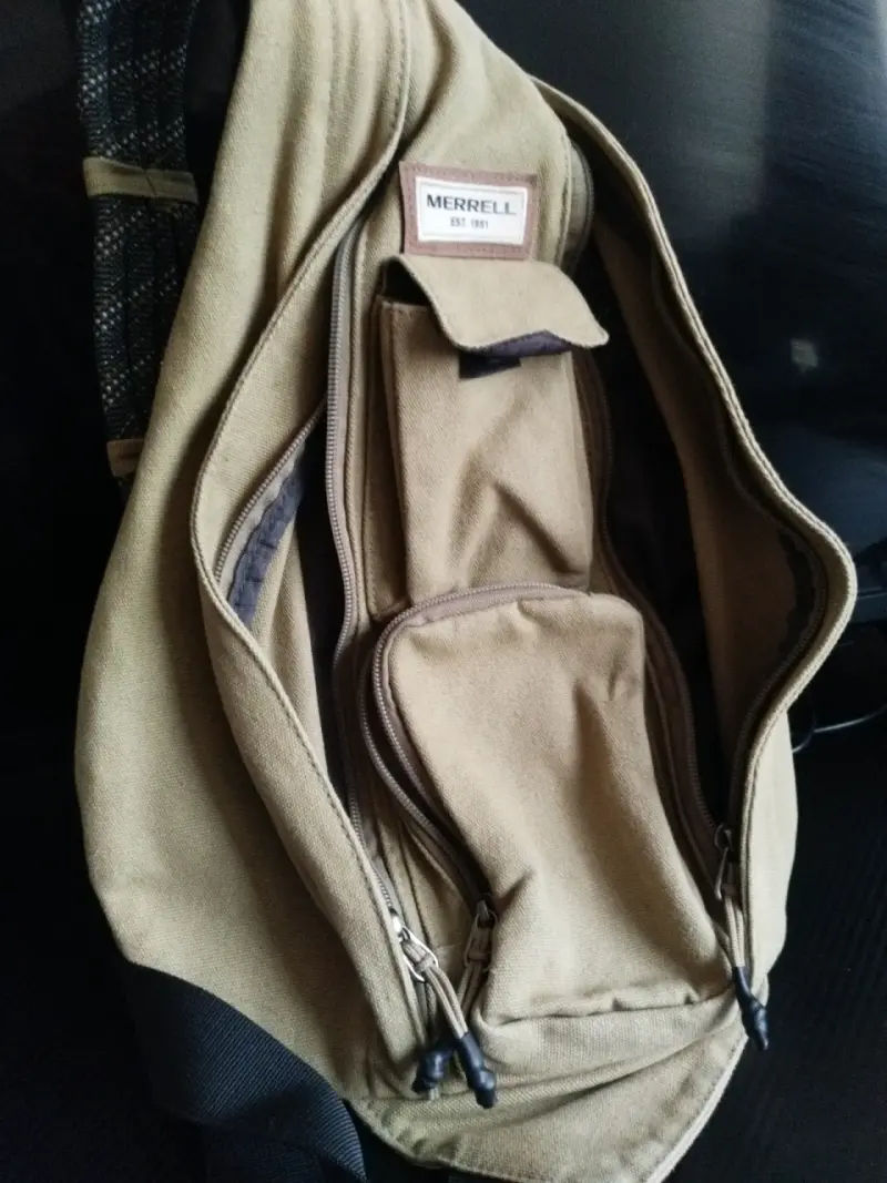 Mochila Merrell verde - 1