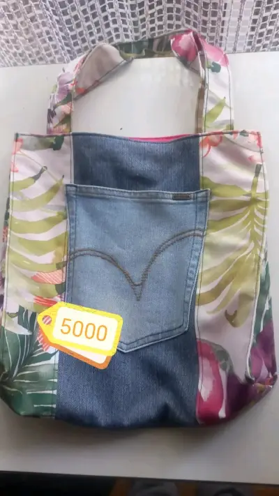 Bolso floral mediano colores vivos - miniatura 4
