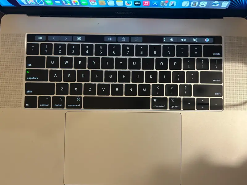 MacBook i9 - como nueva - 2