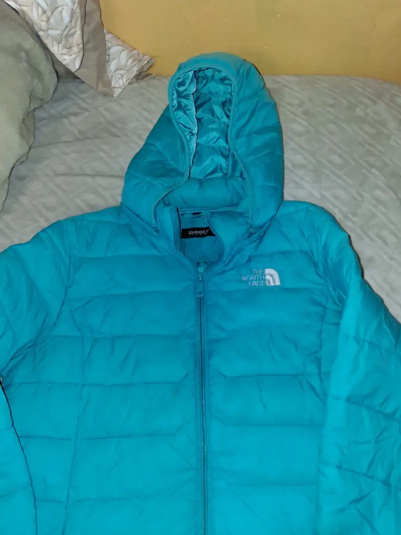 Chaqueta impermeable con capucha - 3