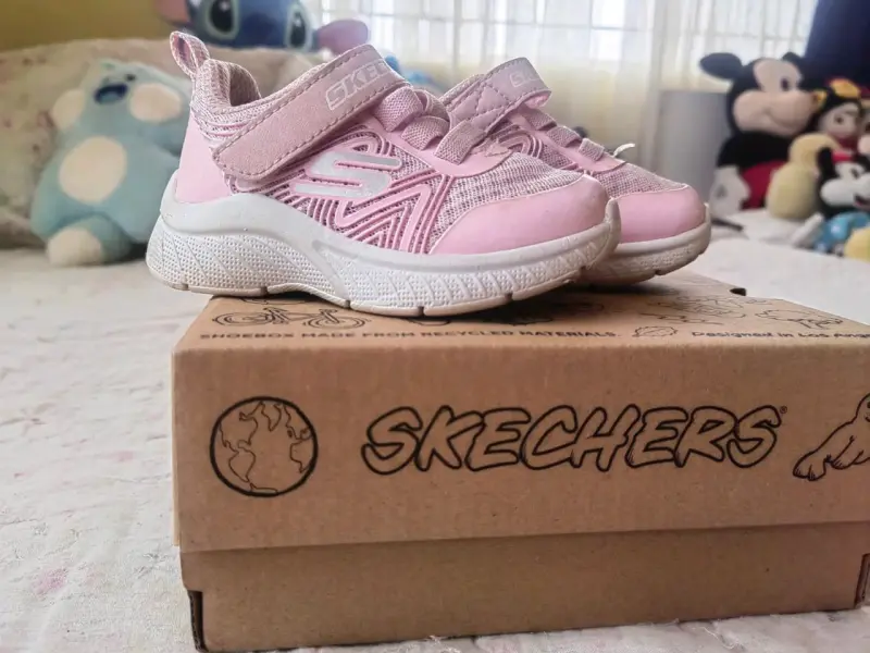Zapatillas rosas Skechers para niña