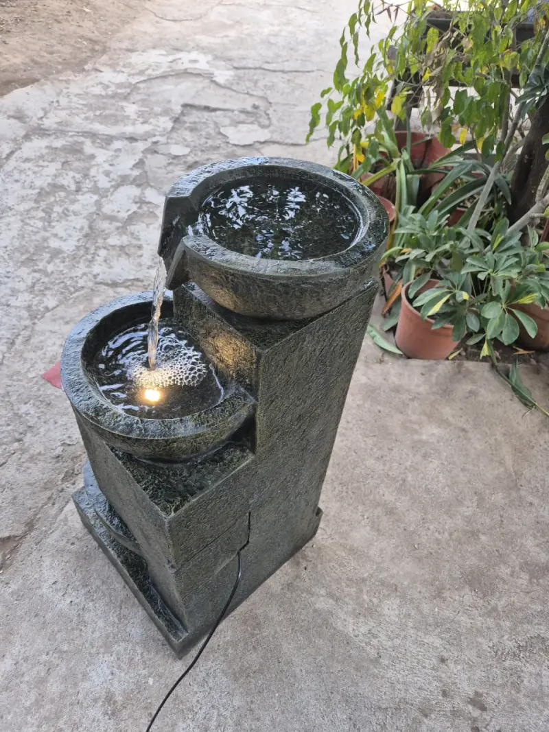 Fuente de agua decorativa - 2