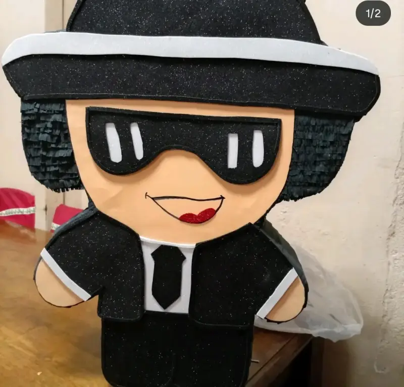 Piñata personalizadas - 2