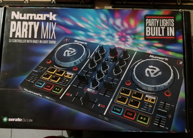 Controlador DJ Numark Party Mix - 1