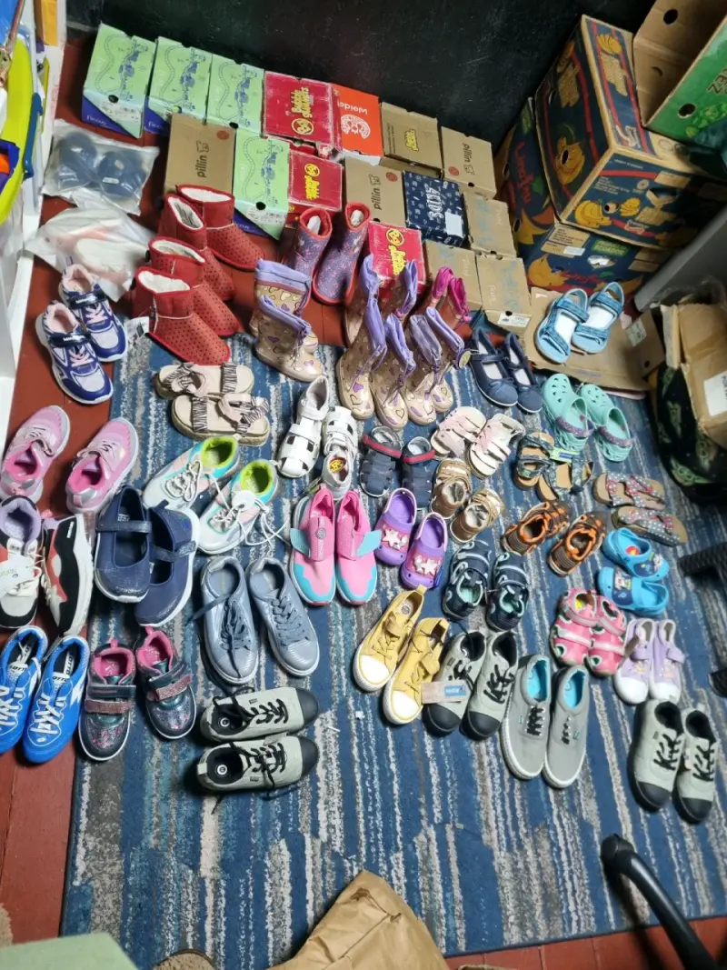 Zapatos infantiles variados - 6