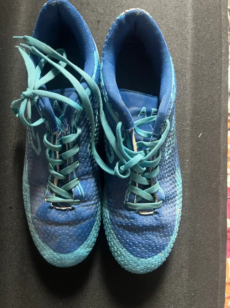 Botines de fútbol Armonía talla 42 - usados - 2