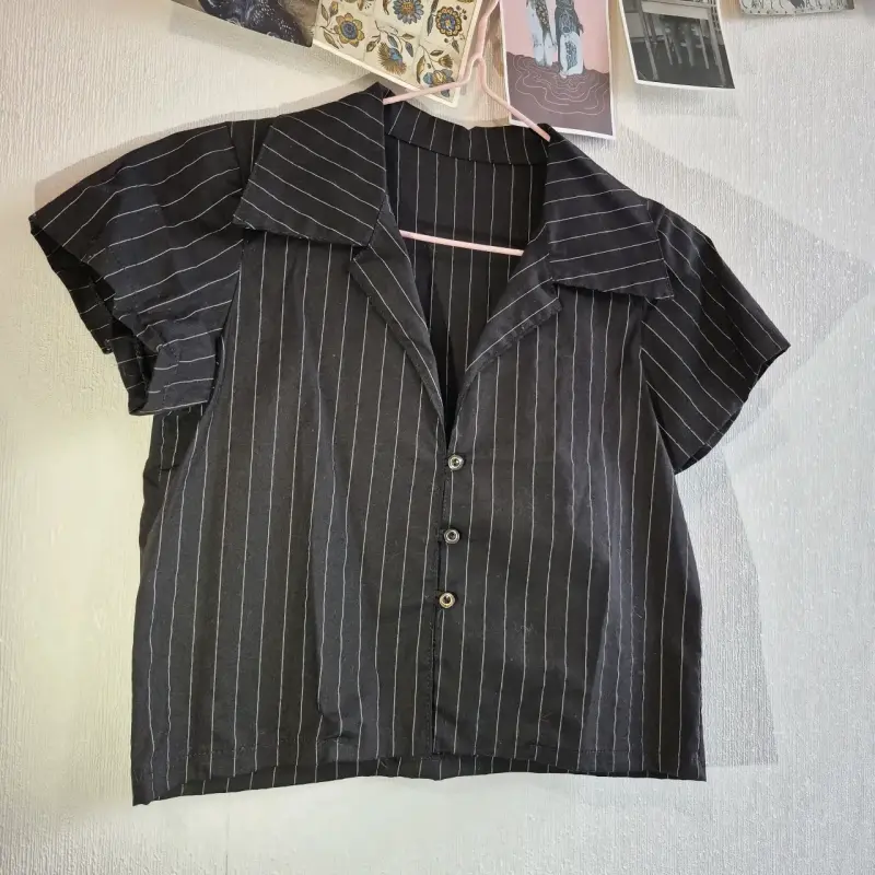 Conjunto negro a rayas - 1