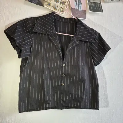 Conjunto negro a rayas - miniatura 1