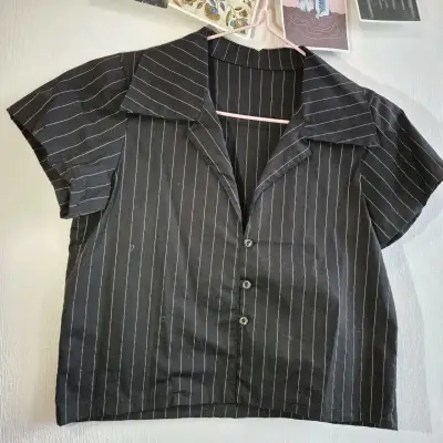 Conjunto negro a rayas - miniatura 2