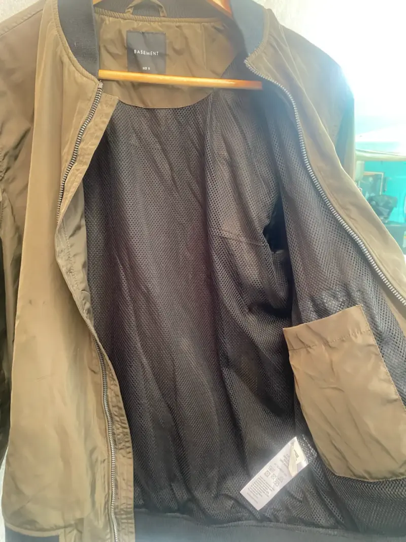 Chaqueta bomber verde oliva Basement - 4