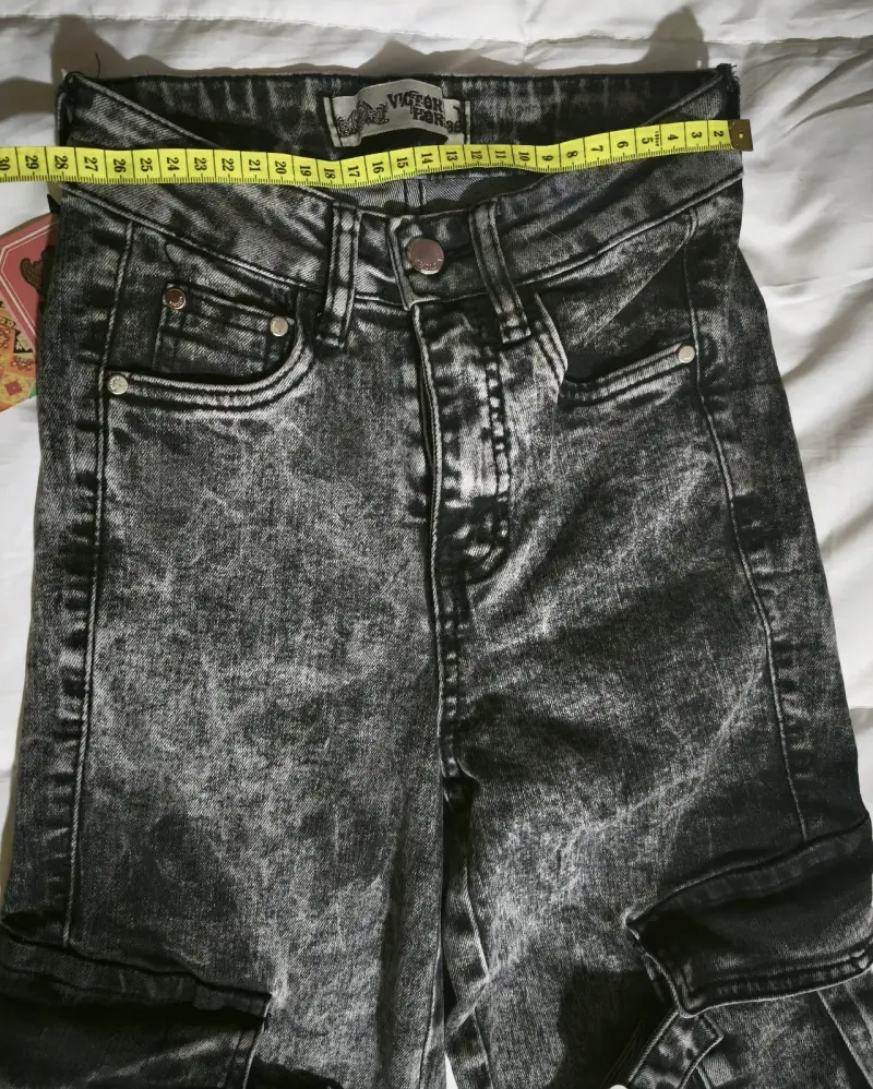 Jeans grises talla 12 (niña) - 2