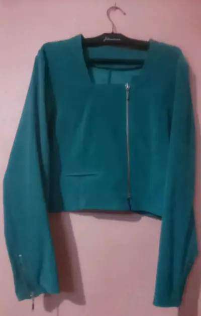 Chaqueta verde con cierre - miniatura 1