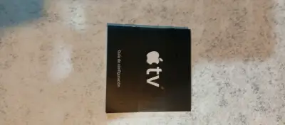 Apple TV con caja y cable - miniatura 3
