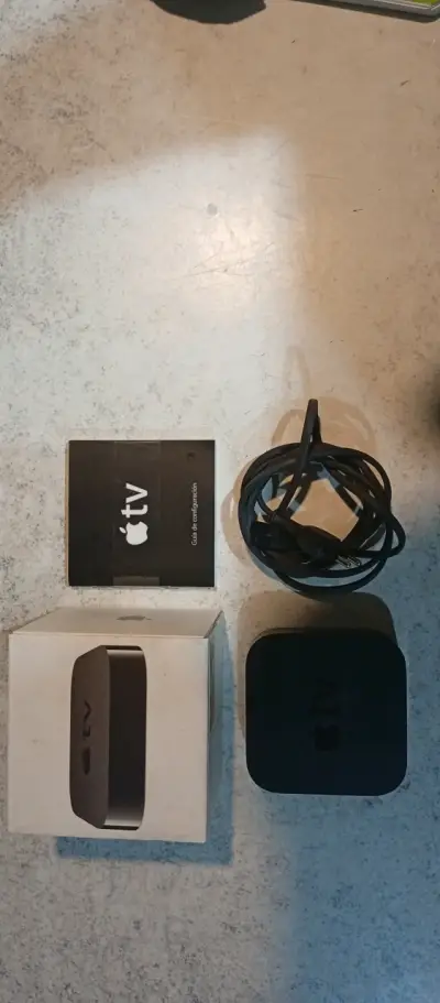 Apple TV con caja y cable - miniatura 6