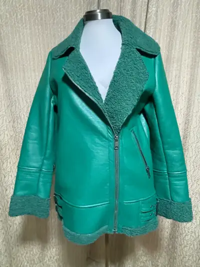 Chaqueta verde con chiporro - miniatura 2