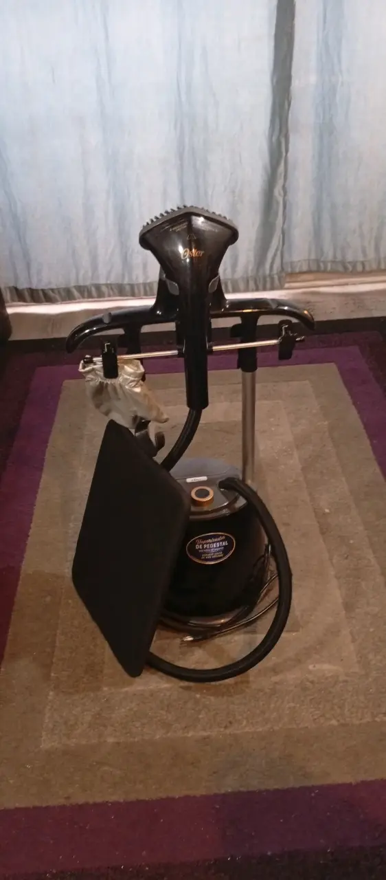 Vaporizador de ropa Oster - 1