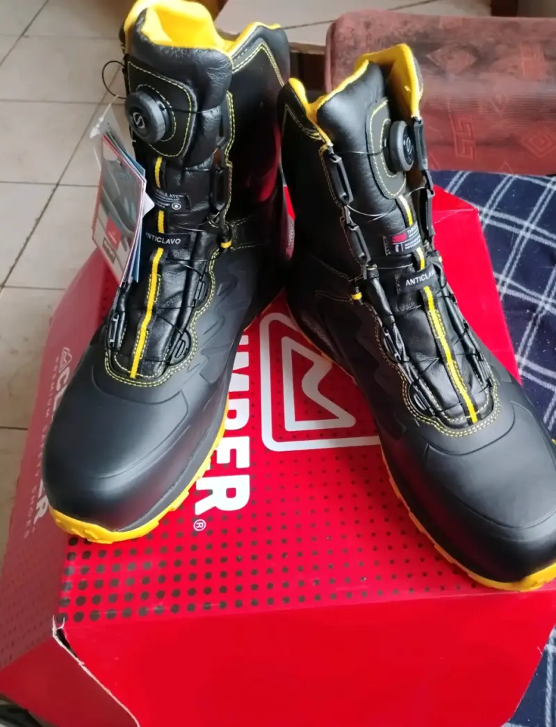 Botas de seguridad negras y amarillas - 3