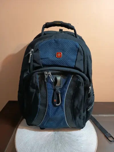 Mochila Wenger negra y azul - miniatura 1