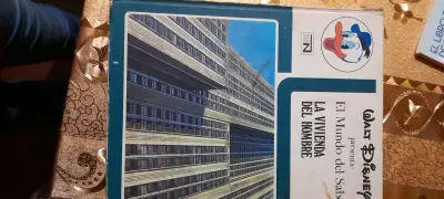 Libro 'La Vivienda del Hombre' Disney - miniatura 1