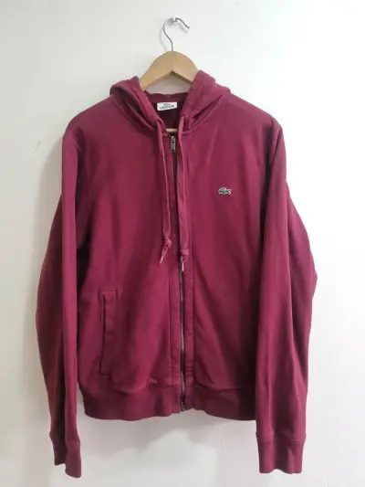 Polerón burdeos con capucha Lacoste - miniatura 1