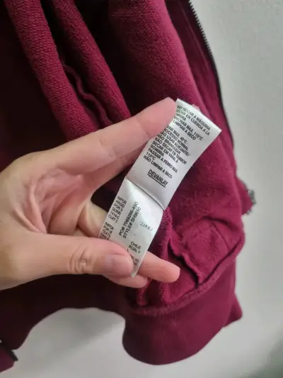Polerón burdeos con capucha Lacoste - miniatura 4
