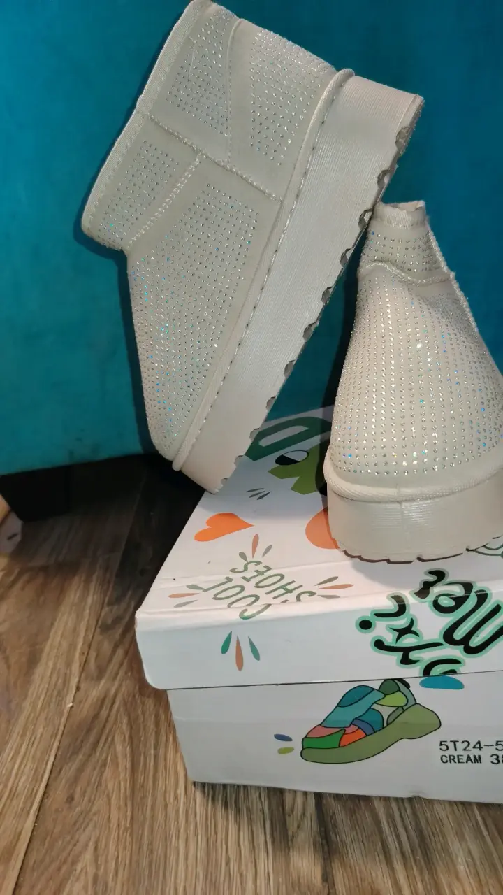 Pantubotas con brillos - 2