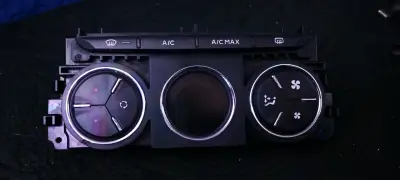 Peugeot 30  Del 2013 al 2018 - miniatura 1