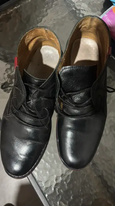 Zapatos de cuero negro - miniatura 1