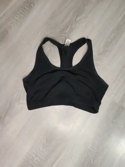 Top deportivo negro sin mangas - miniatura 1