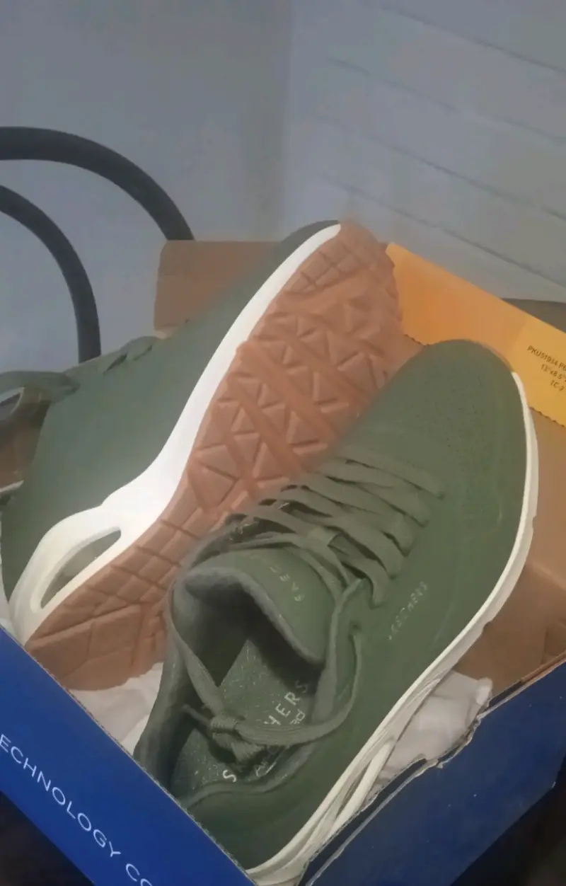 Zapatillas verdes Skechers 41 nuevas de viña - 3